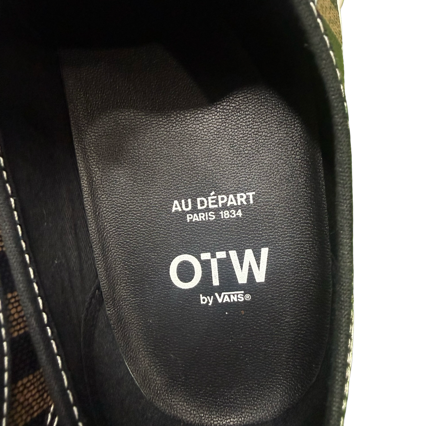 Au Départ Paris x Vans Authentic Friends & Family Sneakers