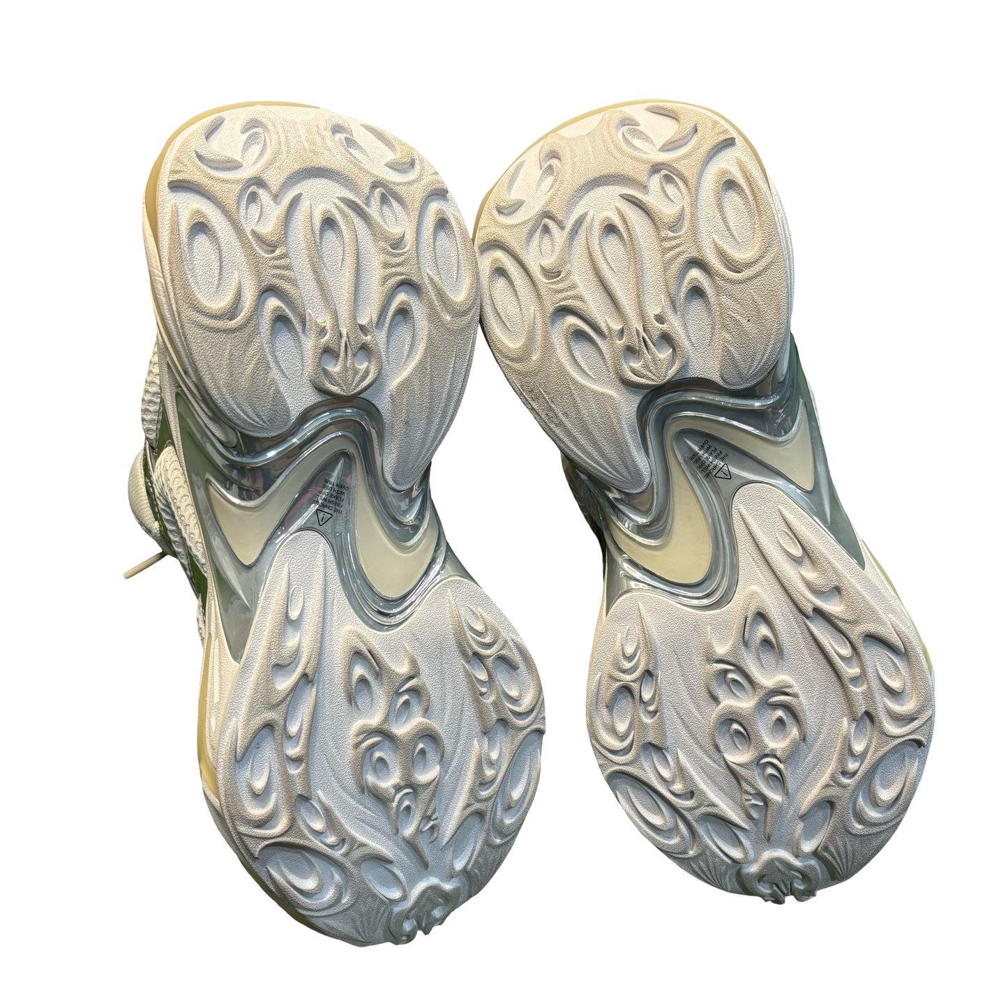 Type Various Snow White Runners