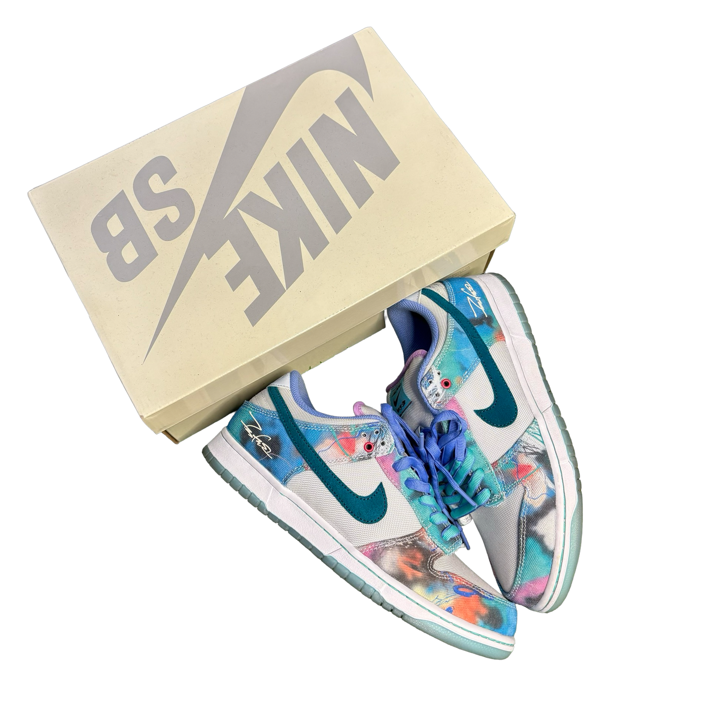 Nike SB Low “Futura”